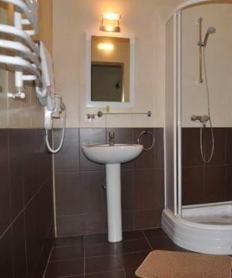 Hotel 100 Metriv Vid Vytyagu Bukoveľ Pokoj fotografie